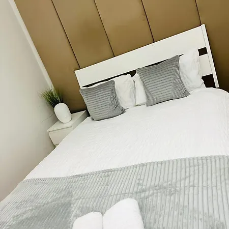 In Alfama, Location In