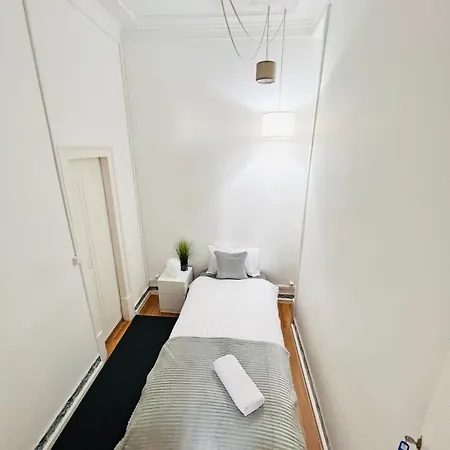 In Alfama, Location In Hostel Lisboa
