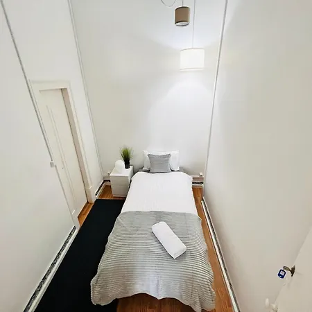 Hostel In Alfama, Location In Lisbon