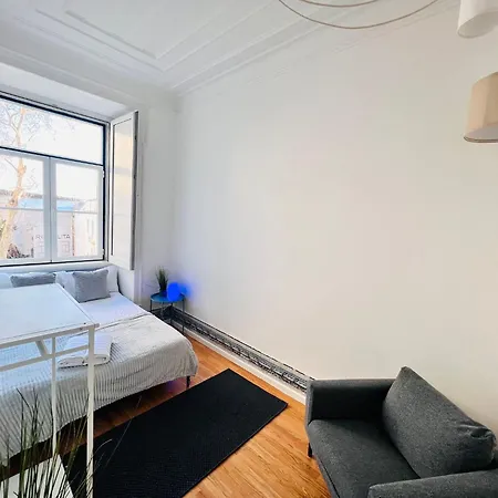 Hostel In Alfama, Location In Lisbon