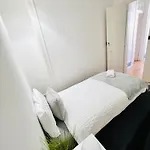 In Alfama, Location In * Lisbon